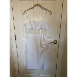 BCBGMaxazria White Sleeveless Dress Size 6 Bachelorette Bridal Shower Bride